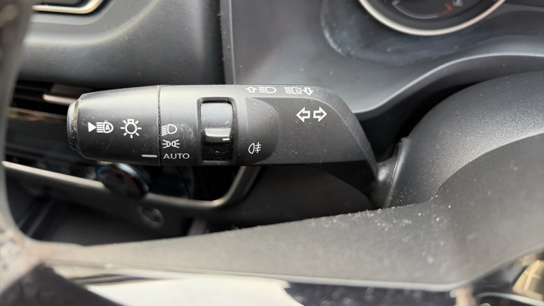 Nissan Qashqai 1.3 DiG-T MH Acenta Premium 5dr Petrol Hatchback